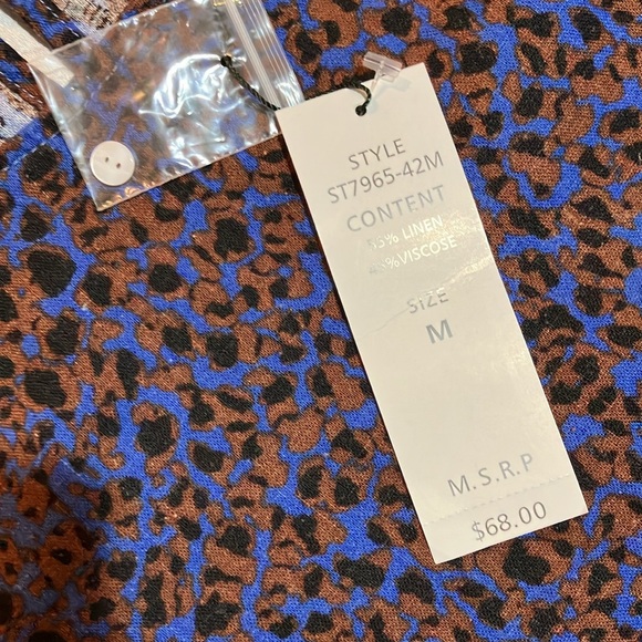 NWT FORCYNTHIA top blue animal print M - Picture 12 of 13